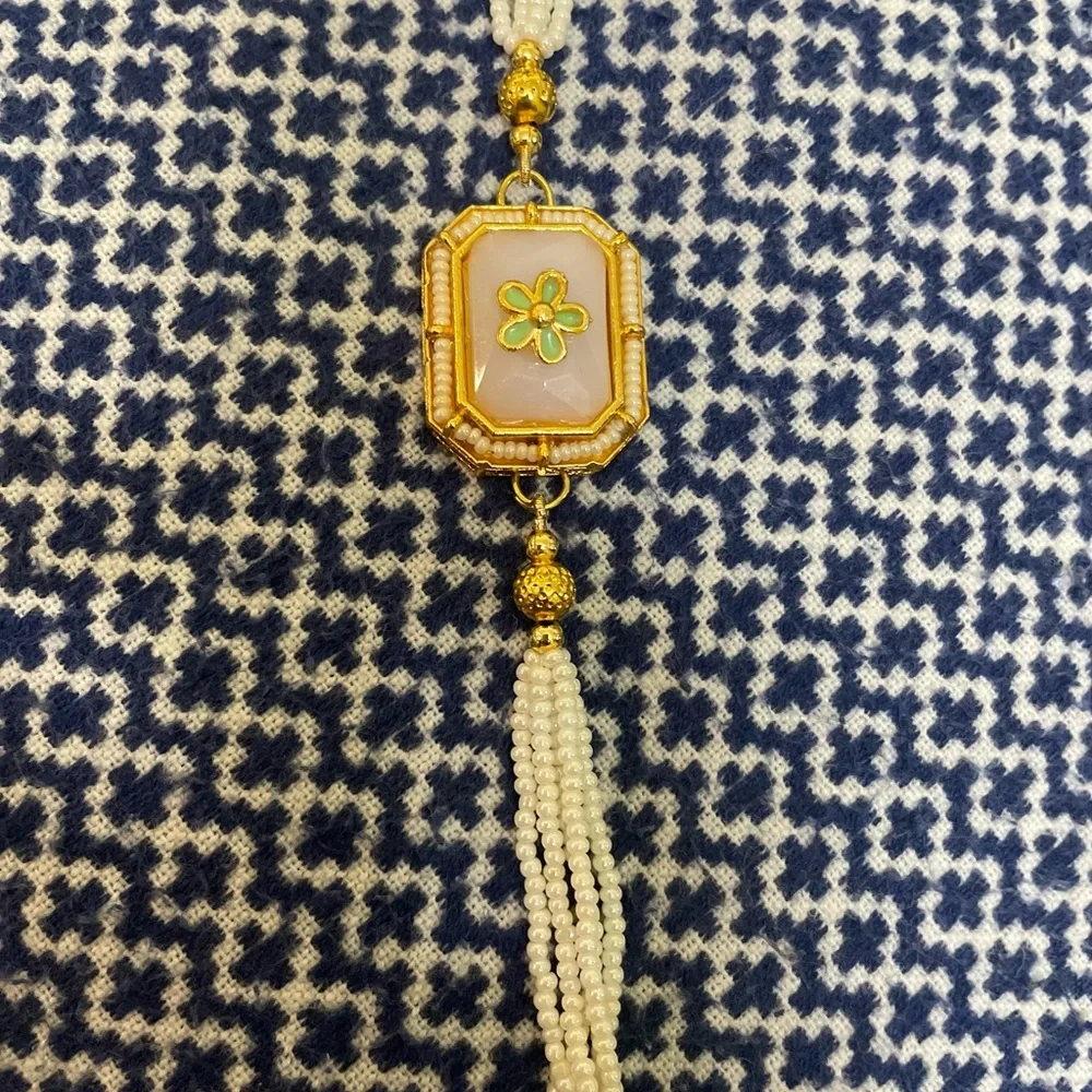 Beautifully handmade bracelet - Picture 3 of 4